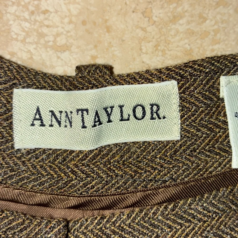 ANN TAYLOR trousers, gold/tan, herringbone tweed, pleats, pockets, cuffs. 12 EUC - Picture 11 of 17